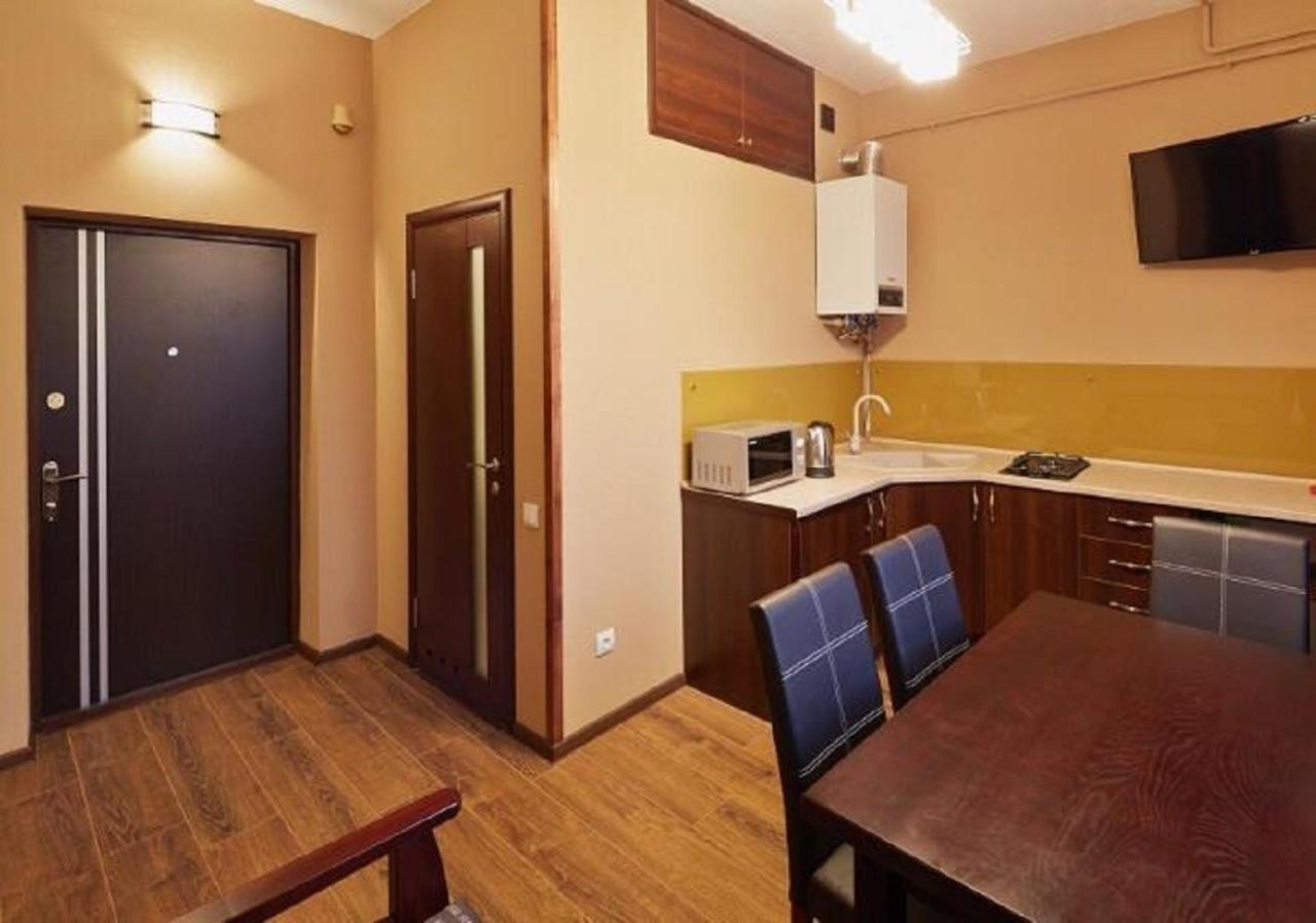Apartment On Lychakivska Lviv Luaran gambar