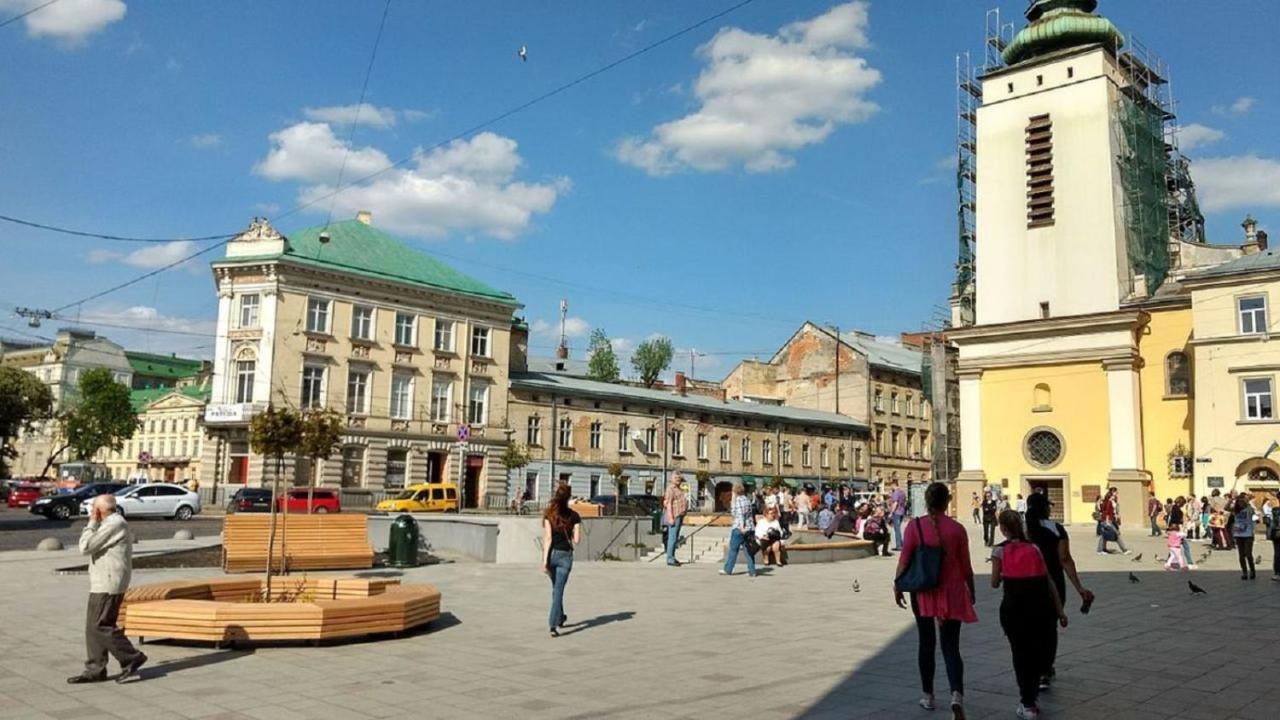 Apartment On Lychakivska Lviv Luaran gambar